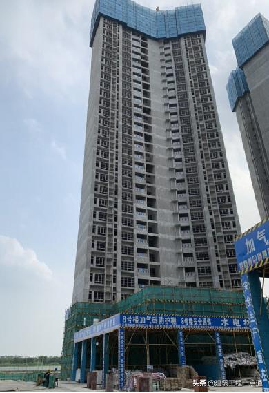 升降貨梯平臺(tái)如何安裝_貨梯升降機(jī)安裝_升降貨梯安裝步驟